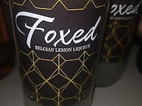Lot 47 - foxed lemon likeur. 11 stuks - afbeelding 2 van  3