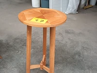 Lot 47 - houten plantenstaander - afbeelding 5 van  5