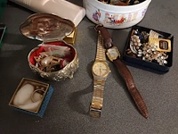 Lot 47 - lot juwelen en horloges - afbeelding 2 van  7