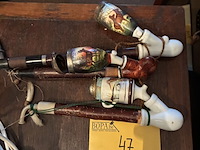 Lot 47 - stenen pijpen, 3 stuks - afbeelding 1 van  2