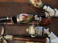 Lot 47 - stenen pijpen, 3 stuks - afbeelding 2 van  2