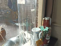 Lot 47 - vazen. 4 stuks - afbeelding 5 van  5