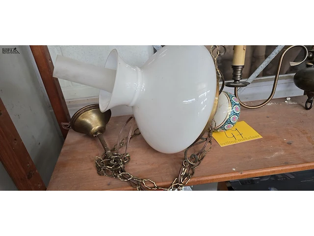 Lot 47 - vintage luster en koperen luster - afbeelding 2 van  3