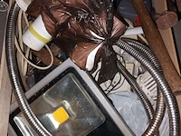 Lot 47 - werkmateriaal en gereedschap - afbeelding 3 van  4