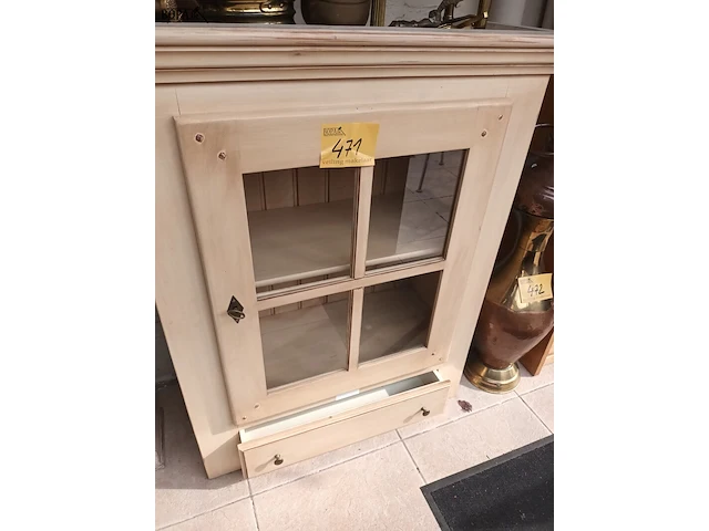 Lot 471 - kast - afbeelding 1 van  5
