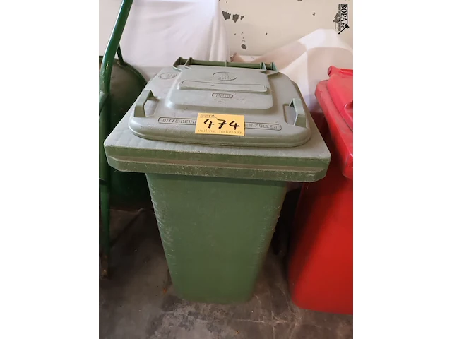 Lot 474 - groene vuilnisbak kliko - afbeelding 1 van  3