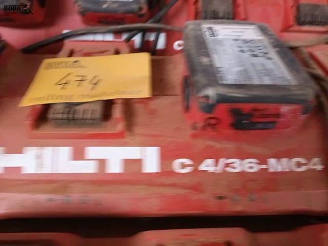Lot 474 - lader en accu’s hilti - afbeelding 2 van  3