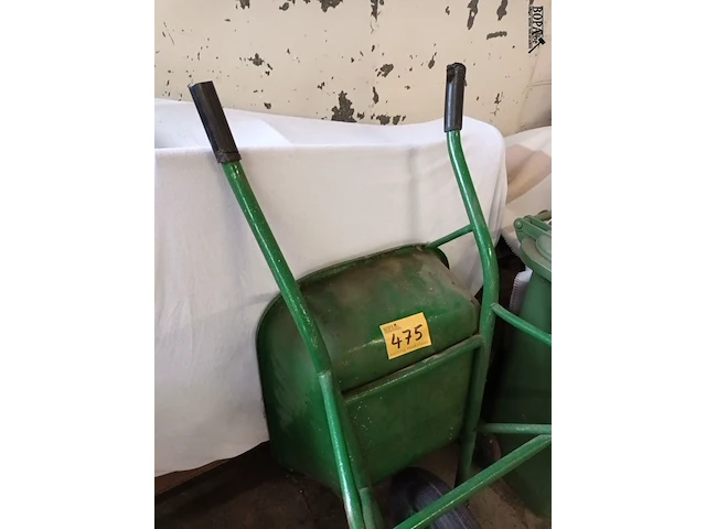 Lot 475 - kruiwagen - afbeelding 2 van  4