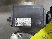 Lot 476 - bürkert fluid control system - afbeelding 2 van  3