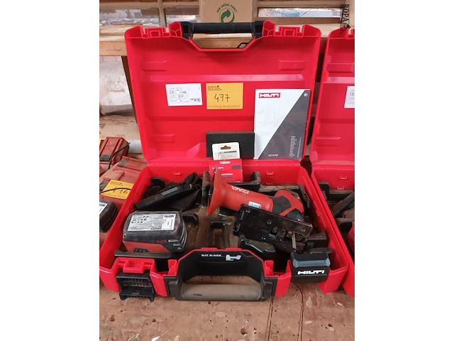 Lot 477 - accu decoupeerzaag hilti - afbeelding 1 van  3