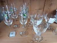 Lot 477 - vintage huisraad. 30 stuks - afbeelding 2 van  4