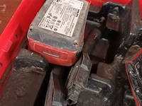 Lot 479 - accu decoupeerzaag hilti - afbeelding 3 van  3