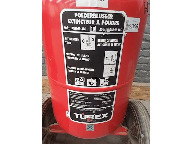Lot 479 - mobiele poederblusser 50 kg - afbeelding 2 van  3