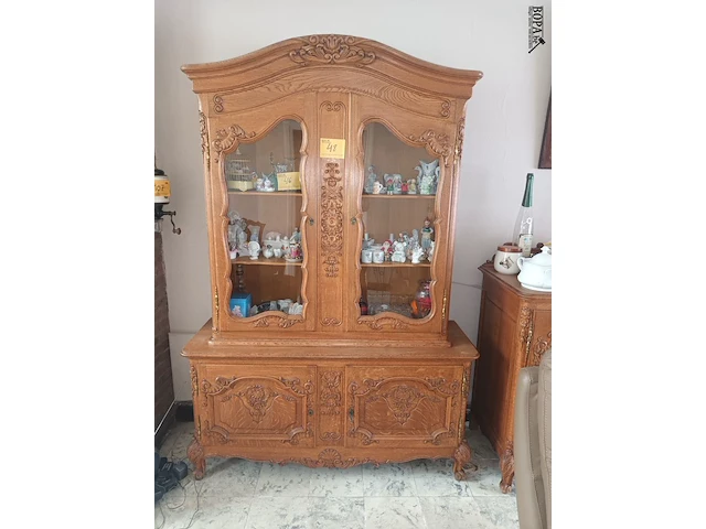 Lot 48 - antieke vitrine kast - afbeelding 1 van  4
