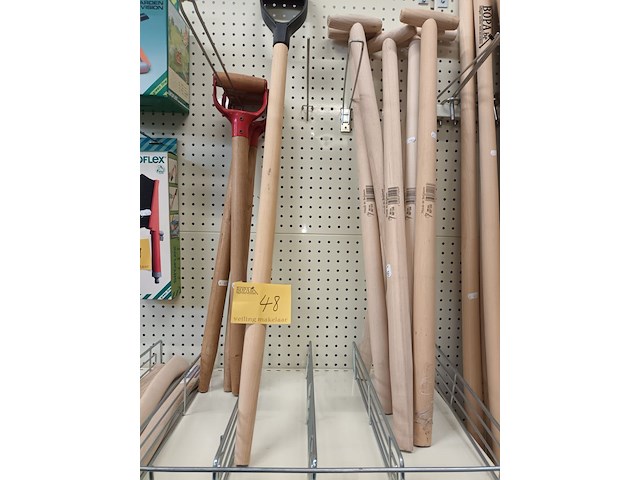 Lot 48 - diverse stelen. 17 stuks - afbeelding 1 van  6