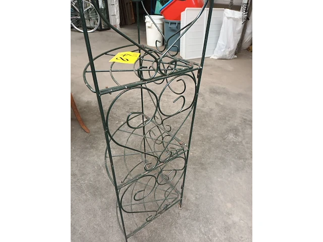 Lot 48 - plantenrekje - afbeelding 4 van  4
