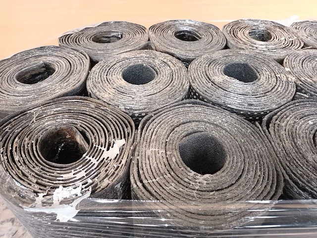 Lot 48 - roofing. 13 stuks - afbeelding 4 van  5