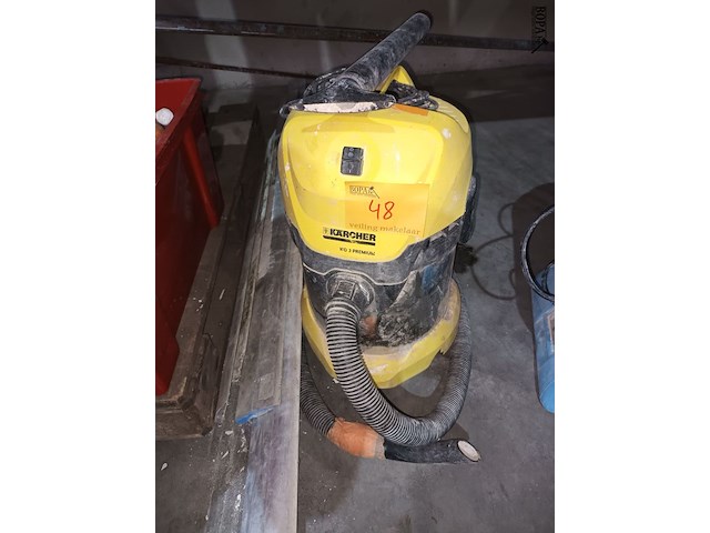 Lot 48 - stofzuiger kärcher - afbeelding 1 van  3