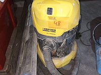 Lot 48 - stofzuiger kärcher - afbeelding 1 van  3