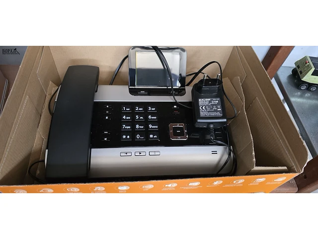 Lot 48 - vintage draadloze intercom en all in one gigaset - afbeelding 5 van  5