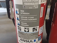Lot 481 - poedersnelblusser 9 kg. 3 stuks - afbeelding 2 van  3