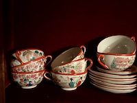 Lot 481 - set fijn chinees porselein 8 kopjes en 8 bordjes/4 kommen - afbeelding 2 van  5