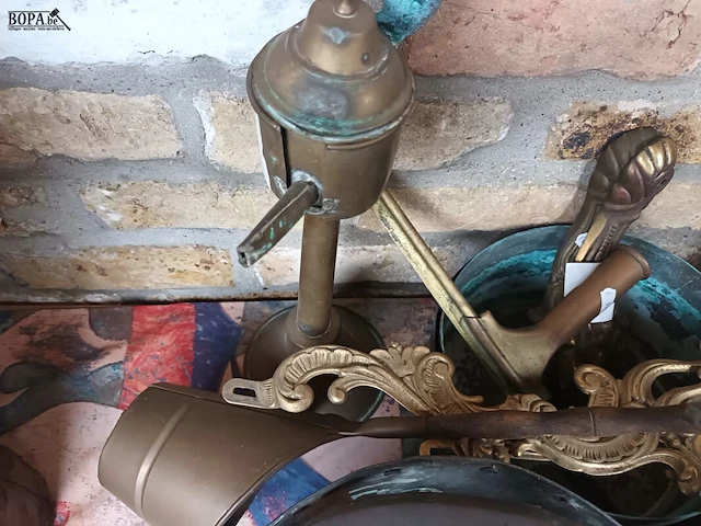 Lot 486 - koperwerk. 10 stuks - afbeelding 3 van  5