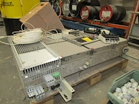 Lot 487 - verdeelkast, frequentieregelaar en kabel - afbeelding 2 van  4