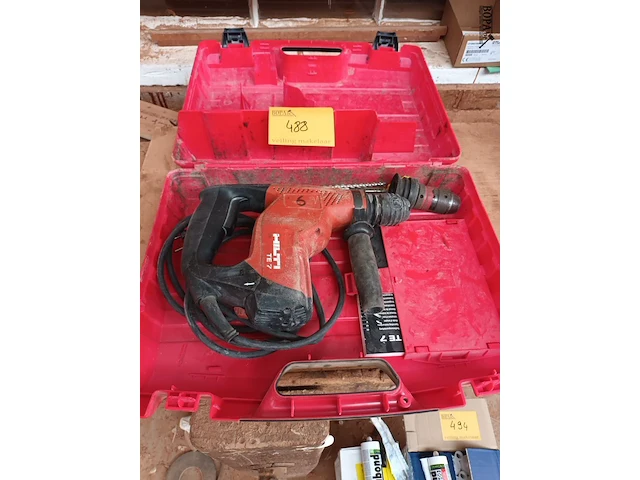 Lot 488 - boorhamer hilti - afbeelding 1 van  3