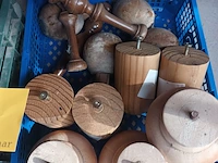 Lot 488 - diversen. 2 bakken - afbeelding 2 van  4