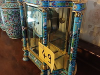 Lot 49 - chinese cloisonné klok - afbeelding 5 van  6