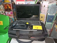 Lot 49 - laptop en draagtassen - afbeelding 1 van  7
