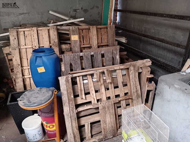 Lot 49 - lot brandhout - afbeelding 1 van  4