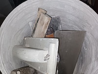 Lot 49 - plamuurgereedschap - afbeelding 2 van  4