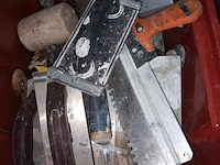 Lot 49 - plamuurgereedschap - afbeelding 4 van  4