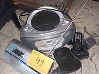 Lot 49 - radio en telefonie. 3 stuks - afbeelding 1 van  4