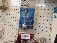 Lot 49 - waterspuitstukken. 7 stuks - afbeelding 3 van  4