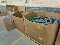 Lot 490 - bobijnen. 3 dozen - afbeelding 1 van  4