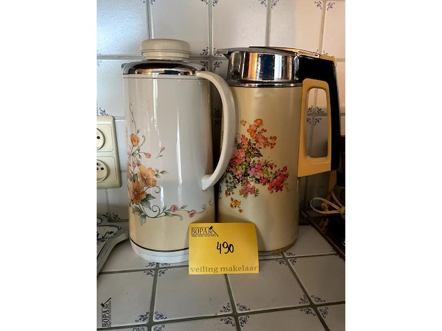 Lot 490 - thermoskannen, 2 stuks - afbeelding 1 van  1