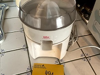 Lot 491 - braun citromatic fruitsappers - afbeelding 1 van  2