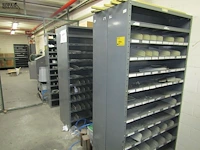Lot 491 - metalen sorteerrekken. 5 stuks - afbeelding 1 van  3