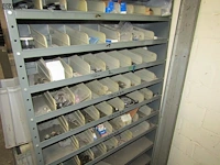 Lot 491 - metalen sorteerrekken. 5 stuks - afbeelding 2 van  3