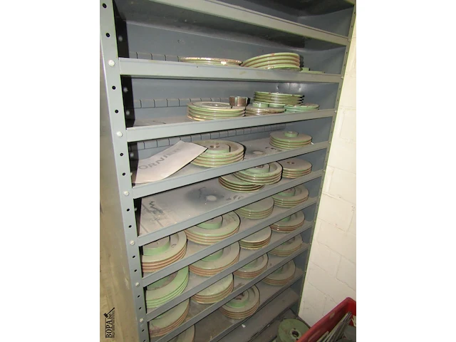 Lot 492 - metalen sorteerrekken. 6 stuks - afbeelding 2 van  3