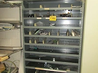 Lot 492 - metalen sorteerrekken. 6 stuks - afbeelding 3 van  3
