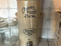 Lot 494 - cheavin's filter voor water te zuiveren - afbeelding 1 van  8