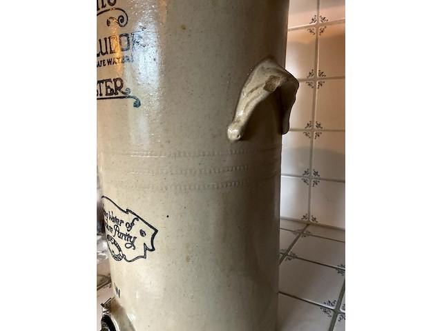 Lot 494 - cheavin's filter voor water te zuiveren - afbeelding 8 van  8