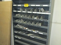 Lot 495 - rekken, haspel en infobord - afbeelding 3 van  5
