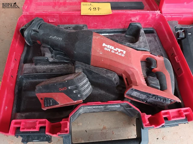 Lot 497 - accu reciprozaag hilti - afbeelding 2 van  4