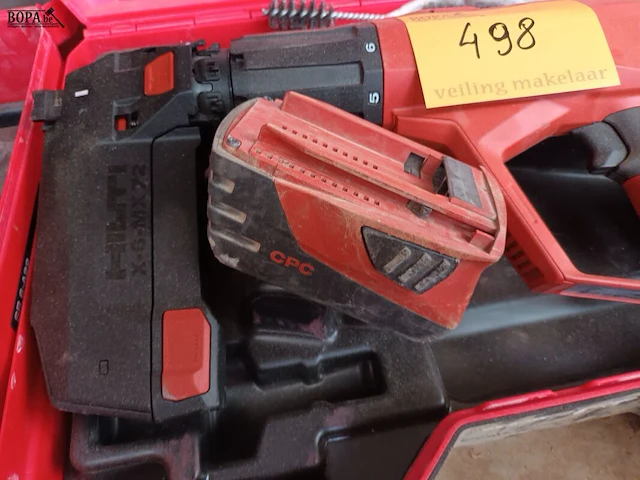 Lot 498 - accu kruitschiethamer hilti - afbeelding 3 van  3