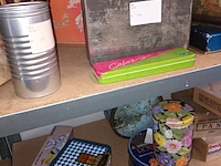 Lot 498 - blikken dozen en sigarendozen - afbeelding 3 van  4